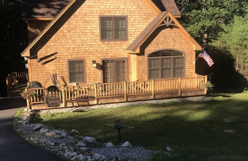 Bridgton House | Fall is here! Come see beautiful foliage, do some hiking, visit some breweries!