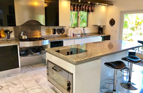 Kahala House | Fall Price Drop! Exclusive & Private Gated Estate, Large Family Oasis Hideaway