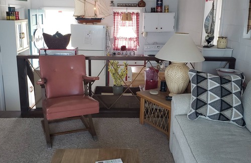 Deal Island Cottage | FALL RETREAT at a "Cozy" Waterfront Cottage