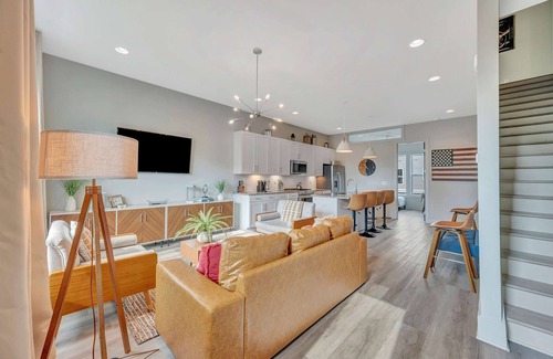 Talbot's Corner House | Fall rooftop deck, ping pong, grill near Broadway and Nissan Stadium