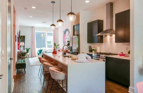 Nashville House | Fall rooftop decks, karaoke rooms, skyline views near Broadway