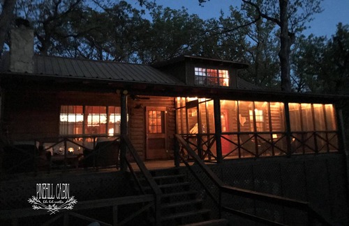 Whispering Hills Cabin | FALL SPECIAL BOOK A WEEKEND RENTAL ADD THUR OR SUN FREE!