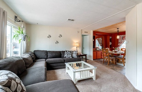 Payson House | Fall Special: Inn the Mountains⁓ near Tonto Forest