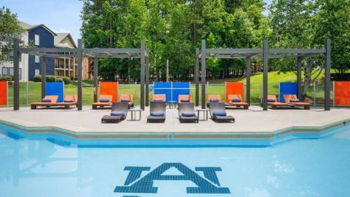 Auburn House | Fall Specials! Auburn Stay & Play
