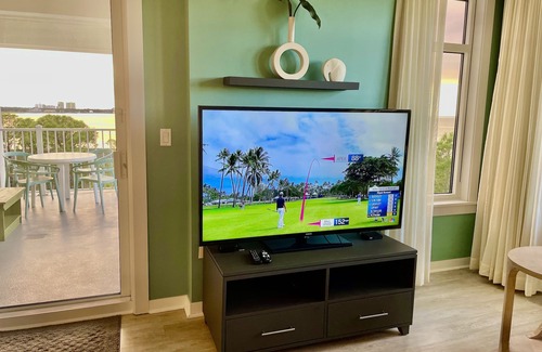 Baytowne Wharf Condo | Fall & Winter Rates, Spectacular corner bay view, Baytowne fun, free shuttle