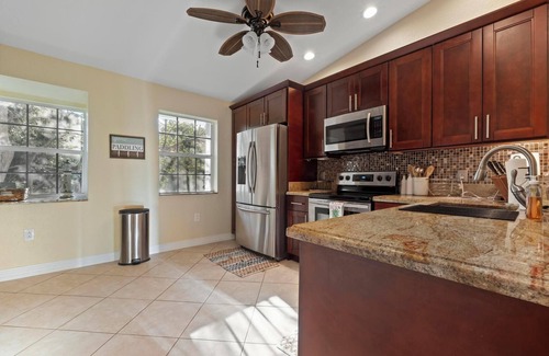 Rock Harbor House | Fall, Winter & Spring Openings 4BR/3BA Mariner’s Club Retreat — Key Largo