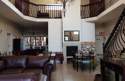 Pretoria House | Falling Feather Inn