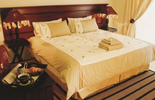 Pretoria House | Falling Feather Inn