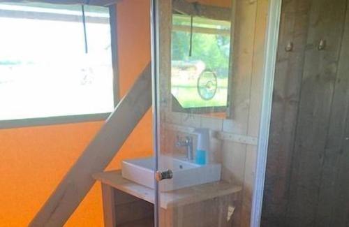 Foxley Cabin | Fallow is a great place to get away whether your a group of family or friends