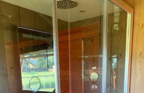 Foxley Cabin | Fallow is a great place to get away whether your a group of family or friends