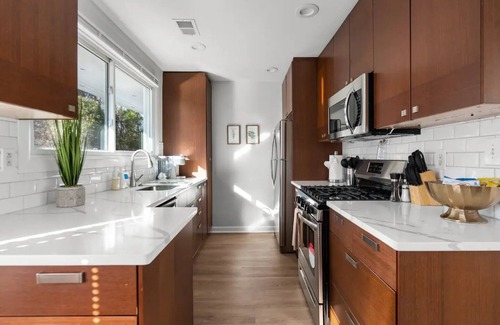 West Falls Church House | FallsChurch, Tysons Corner, Dulles airport, DCnn