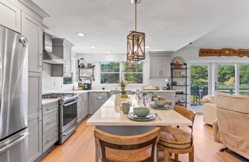 East Falmouth House | Falmouth Amazing Water View