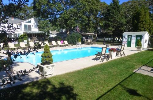 Falmouth Heights Hotel | Falmouth Heights Motor Lodge