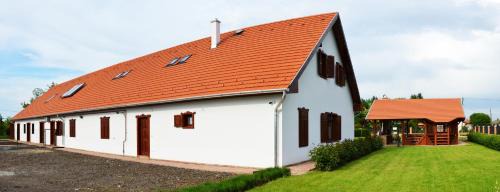 Tiszaszolos House | Falusi Patika - Tisza-tó Vendégház
