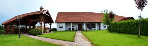 Tiszaszolos House | Falusi Patika - Tisza-tó Vendégház