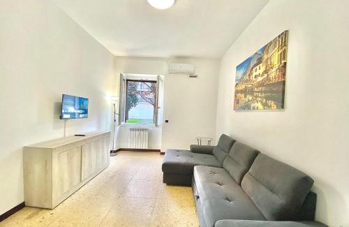 Binda Apartment | Famagosta Home, Navigli Style, spazioso e confortevole per gruppi e famiglie, a piedi da Metropolitana Famagosta, per Stazione Centrale e Garibaldi