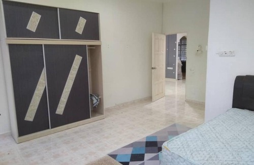 Pasir Mas Villa | Familia Homestay Tepi Sawah