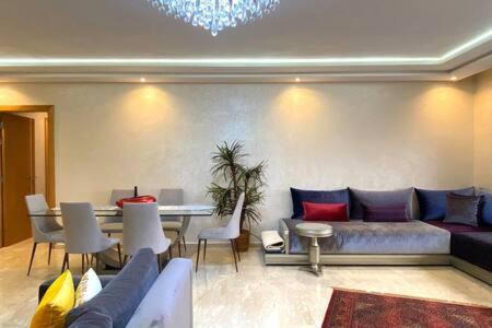 Racine Apartment | Familial Boulevard D Anfa - By AppartAli