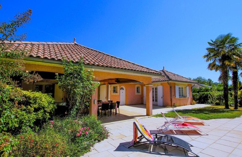 Cheyssieu House | Familiar and spacious with swimming pool near Vienne.