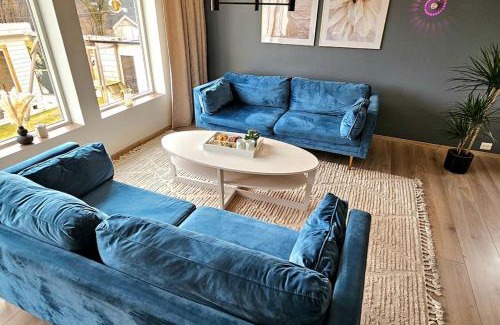 Lyngdal Villa | Familie bolig med hage