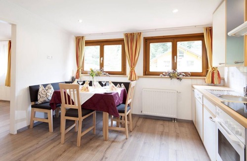 Bockstein Bed & Breakfast | Familien Appartement Patschgstuhl - Alpinspa zur Post