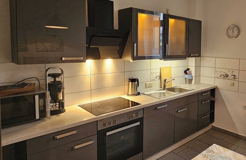 Goethestraße Apartment | Familienfreundliche Fewo ,zentrale Lage 1/2