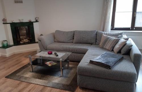 Zschorlau Apartment | Familienfreundliche Ferienwohnung