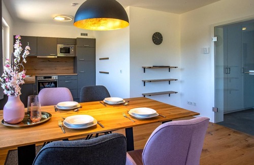 Segeten Apartment | Familienfreundliche Ferienwohnung mit Terasse und Garten