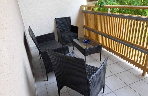 Geisa Apartment | Familienfreundliche Ferienwohnung mit Großzügigem Balkon