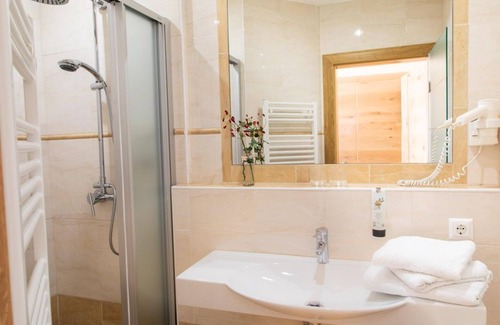 Althofen Bed & Breakfast | Familienzimmer, Dusche, WC, Nichtraucher - Bed and Breakfast Mittelkärnten