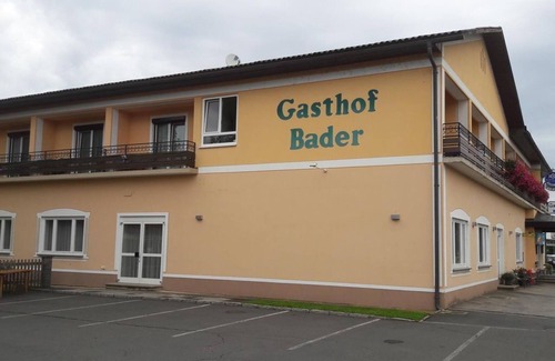 Deutsch Goritz House | Familienzimmer mit Balkon bis 5 Personen - Gasthof Bader