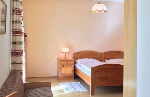 Sittersdorf Apartment | Familienzimmer mit Verbindungstür - Schmautz Ferienwohnungen & Zimmer