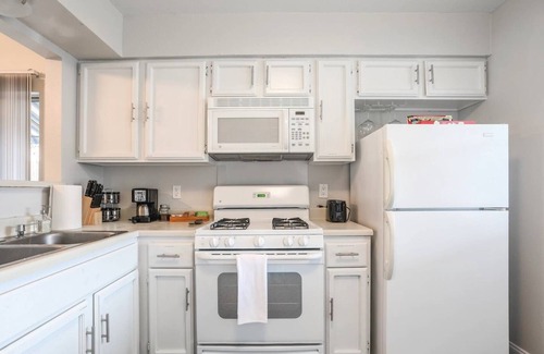 Cherry Creek House | Families/Couples | Perfect for a Home Base I