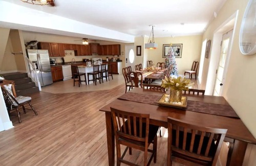 Cook Springs House | Families Love This Logan Martin Memory Maker