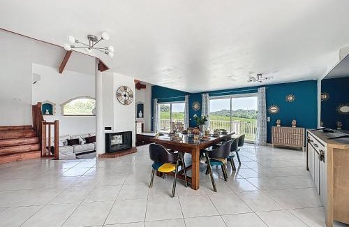 Horsarrieu House | Familles - amis, Netflix -clim - 3 terrasses - BBQ