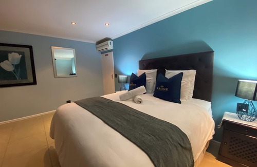 West Beach Cabin | Familly Room! Welcome to our charming guesthouse in Cape Town