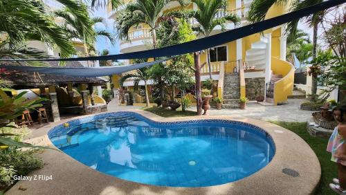 Puerto Galera Apartment | Family 2 bed apartment with stunning sea views