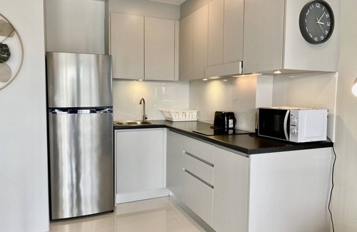 Kram Condo | Family 2 bedroom Seaview on Top floor