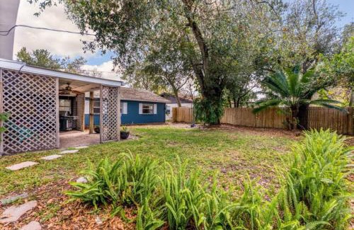 Conway House | Family 3br Orlando Stay Wi-fi Full Kitchen