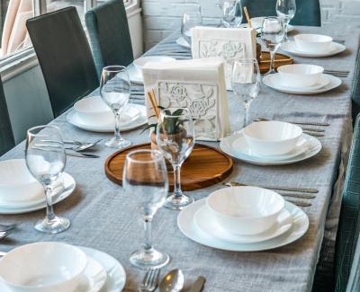 Brent House | Family 4-Bed Wembley Stadium Home - Parking & Long Stays
