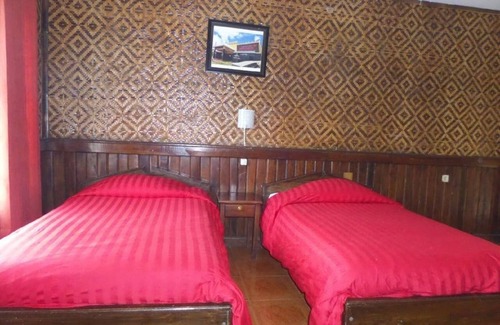 Klojen Bed & Breakfast | Family 4 pax at Lava Lodge