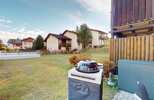 Lenz Apartment | Family accommodation Tgampi Sot Lantsch for 6 persons