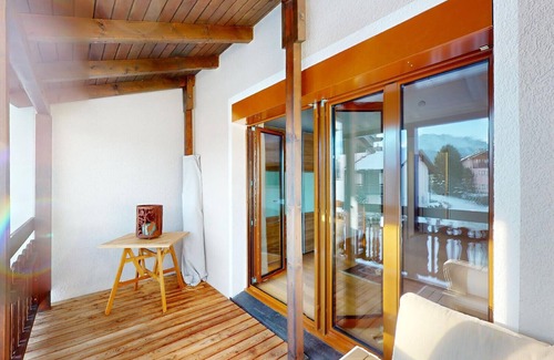 Lenz Apartment | Family accommodation Tgampi Sot Lantsch for 6 persons