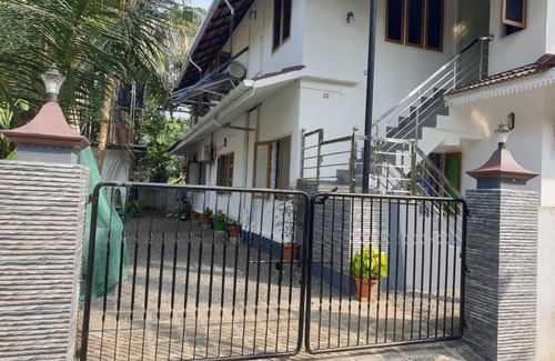 Pala Apartment | Family accommodation Near city of Pala