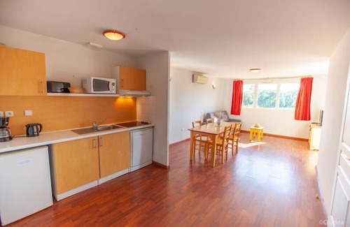 Cassen House | Family Adventure Awaits: Playgrounds, Mini-Golf, and More in Cassen I 2 Units