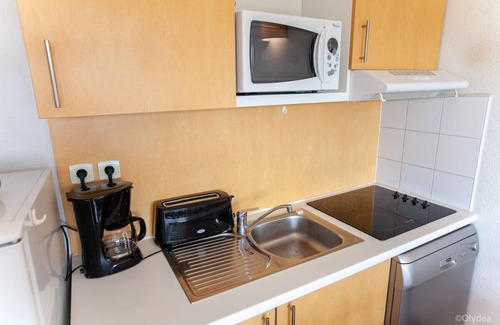 Cassen House | Family Adventure Awaits: Playgrounds, Mini-Golf, and More in Cassen I 2 Units