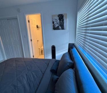 Opa-Locka House | Family and friends welcome