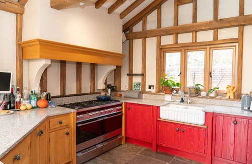 Bletchingley House | Family and Pet friendly, converted barn in peaceful and picturesque setting