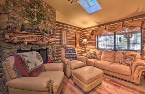 Pinetop-Lakeside House | Family and Pet Friendly Rustic Lakeside Cabin