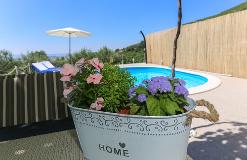 Solin Cottage | FAMILY AND PET FRENDLY HOLIDAY HOME